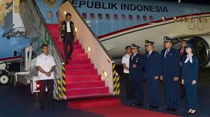 Bahwa pengecetan pesawat ini telah direncanakan sejak tahun 2019, serta diharapkan dapat memberikan kebanggaan bangsa dan negara, ujar heru saat dikonfirmasi, selasa (3/8). Alasan Jokowi Sewa Pesawat Garuda Ke Amerika Nasional Tempo Co