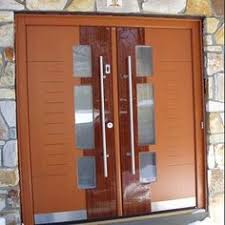 Tampilan rumah yang menggunakan pintu dengan dua daun juga bisa mencerminkan kepribadian pemilik rumah. 7 Ide Pintu Dua Desain Pintu Masuk Pintu Depan Rumah Minimalis