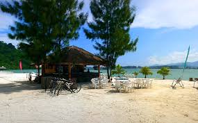 Sebagai maskapai yang tergolong dalam penyedia jasa. 7 Pantai Di Penang Malaysia Favorit Wisatawan Lensa Budaya