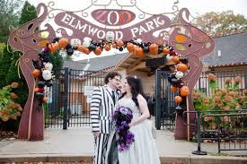 Beetlejuice (original broadway cast recording). Laurie Butera And Paul Green Pull Off Their Grand Wedding Plan