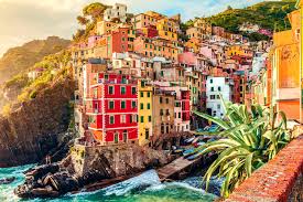 La ligurie est une région d'italie. Dive Deep Into Art Culture In Liguria