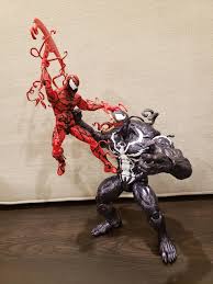 Carnage & riot (sony) win! Venom Vs Carnage Marvellegends