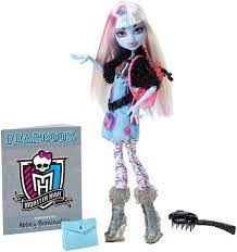 Amazon.com: Monster High Picture Day Abbey Bominable Doll : Toys & Games
