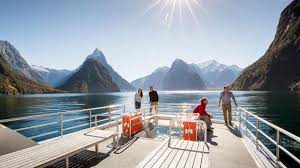 Milford Sound Coach Nature Cruise With Underwater Observatory And Picnic Lunch Ex Queenstown Epic Deals And Last Minute Discounts