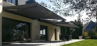 La toile micro aérée ou micro perforée: Comment Choisir Son Store Banne Harmonie Fenetres
