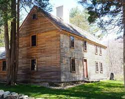 Antique Houses Of Gloucester And Beyond: Plank Frames, Secrets In The Walls  Of An Old House