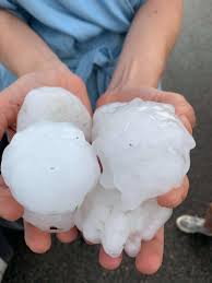 La grandine non è una maledizione. Prossime Ore Rischio Grandine Grossa L Incubo Dell Estate Al Nord Italia Meteo Giornale