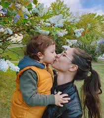Hezounek Marek A Demonicka Eva Maji Lasky Her Salivych Az Moc Zeptejte Se Mistnich Koz Tv Glosar Ely Novakove Krajske Listy Cz
