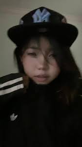 Mao Maxwell's Heartfelt Song Performance