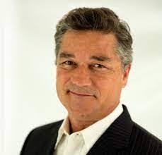 Edith Bargo's Instagram, Twitter & Facebook