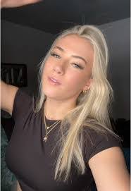 Paige Mccabe's Instagram, Twitter & Facebook