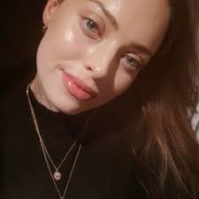 Fiona Ryan Art Director & Integrated Designer