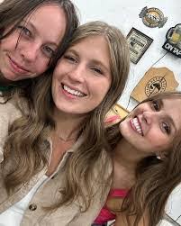 Irene Pullen's Instagram, Twitter & Facebook