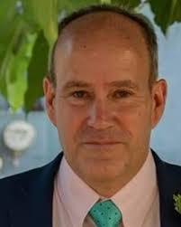 Kenneth Adrian's Instagram, Twitter & Facebook