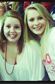 Denise Valentin (@ddenisevalentin)