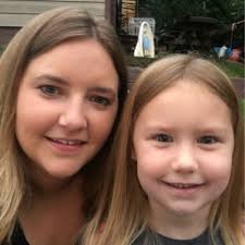 Angie Eckley (@AngieEckley)