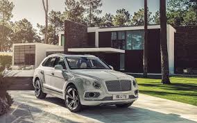 Download Wallpaper Bentley Bentayga Hybrid 2018 3840x2400