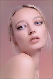 🧑🏻‍🦰 Model Olga Lorenz