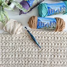 🎉 Our Holiday Weave Baubles...