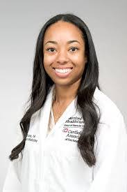 Jennifer Evans's Instagram, Twitter & Facebook