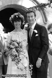 Welcome Friends Reunited Hollywood Wedding Celebrity Weddings Rachel Ward
