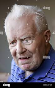 Paul Henss's Instagram, Twitter & Facebook