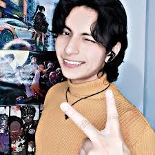 David Moro's Instagram, Twitter & Facebook