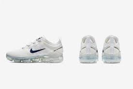Personnalisez votre maillot avec les flocages officiels de l'equipe de france. Nike Devoile 11 Paires De Sneakers Pour La Coupe Du Monde De Foot Feminin Du Jamais Vu Hypebeast
