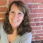 Ada Meadows's Instagram, Twitter & Facebook