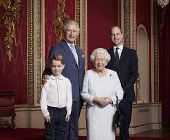 Elisabeth de belgique, princesse de terrain, fait ses armes au camp d'elsenborn vid�o elizabeth ii : La Reine Elizabeth Ii Devoile Un Portrait De Famille Dans L Ordre De Succession Photos Soirmag