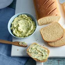 Die butter sollte weich sein. Krauterbutter Rezept Essen Und Trinken