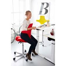 Coming out of his deep understanding of our bodies and our an ergonomic saddle chair designed by peter opsvik an ideal work chair for different height worksurfaces. Joe Rogan S Capisco Ergonomic Chair And Alternatives Chair Ergonomic