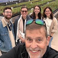 Mem_Global_AR_2024-Digital by moishehouse