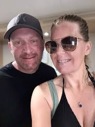 Ellen Jaramillo's Instagram, Twitter & Facebook