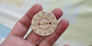 High growth potential average dividend payer. Genting Malaysia Casino Chip Rm2 50 Hobbies Toys Toys Games On Carousell