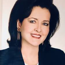 Sharon Alden's Instagram, Twitter & Facebook