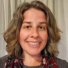 Amanda Deford's Instagram, Twitter & Facebook