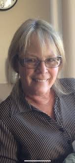 Beth Tryon's Instagram, Twitter & Facebook