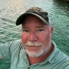 Michael Wallen's Instagram, Twitter & Facebook