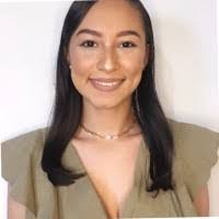 Gabriela Howe's Instagram, Twitter & Facebook