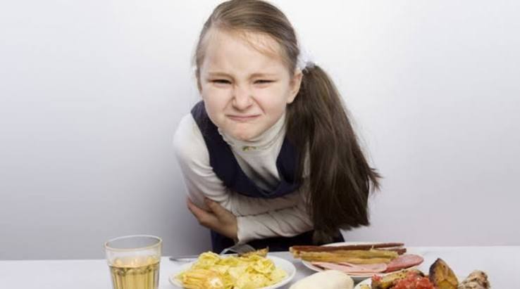 Nắng nóng kéo dài: Ngộ độc thực phẩm ở trẻ tăng cao