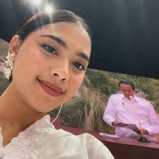 agustus🤍 ((bonus slide akhir))