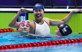 .swimming when it beat malaysia in the team free event on the final day of the synchronised swimming competition on sunday (20 aug).the team posted a score of 75.1333, almost two points ahead of close rival malaysia, who posted a score of 73.0667.celebrations began in the singapore. Swimming Jinq En Splashes Her Way To A Second Sea Games Gold The Star