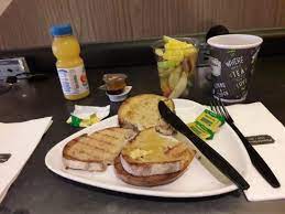 1,307 likes · 1 talking about this · 43 were here. Petit Dejeuner Hub Premier Inn Bild Von Hub By Premier Inn London Covent Garden Hotel London Tripadvisor