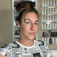 Serena Griffith's Instagram, Twitter & Facebook