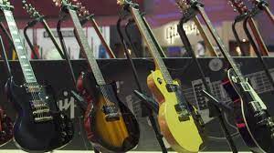 The best acoustic and electric guitar can be pretty tricky to find. 38 Best Guitar Brands Top Acoustic And Electric Guitars 2021 Spinditty