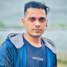 کیا 10 محرم کو زنجیر زنی کرنا صحیح ہے؟ یہ بات مجتہدین سے پوچھنے کی نہیں۔  اپنی عقل ہی کافی ہے۔ ہر یوم عاشور 10 ہزار عاشقان امام حسین علیہ السلام اس