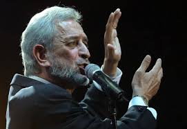 Para cada uno de ustedes, en su hogar, su familia mis mejores deseos para  el Año Nuevo, que el 2025 llegue cargado de bendiciones, salud, éxitos,  metas cumplidas y muchas cosas lindas.