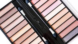 Te explicamos cómo aplicarlas correctamente paso a paso: Como Aplicar Las Sombras De Ojos Paso A Paso
