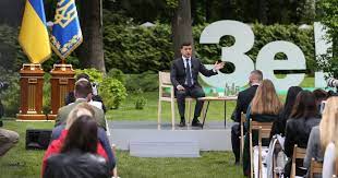 Встреча владимира зеленского с представителями сми посвящена достигнутым результатам двухлетней работы на посту. Vpkfcqbuke1mam